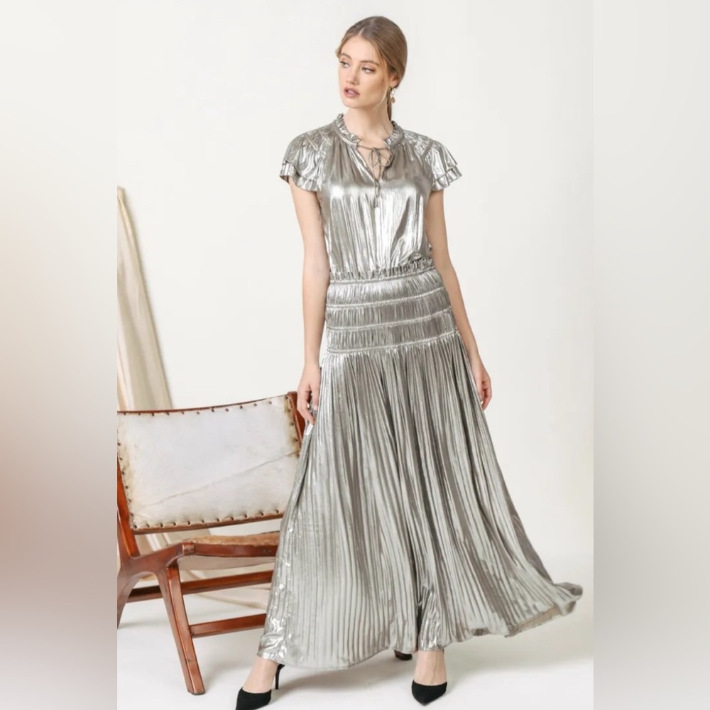 Beautiful sliver/gold dress size M By current air